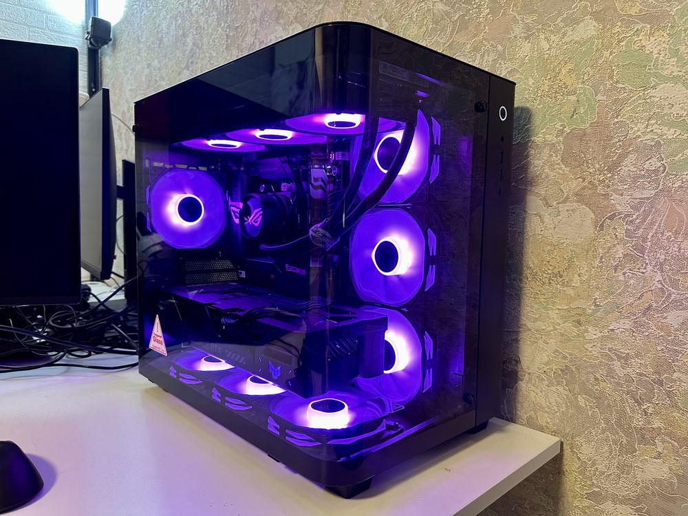 Игровой ПК. 9800x3d / 5090 32Gb / 96Gb озу / 2tb ssd.