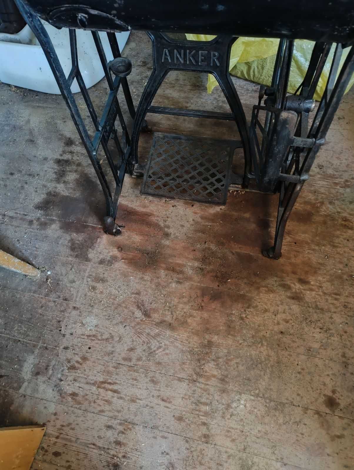 ZABYTKOWA Maszyna do szycia ANKER