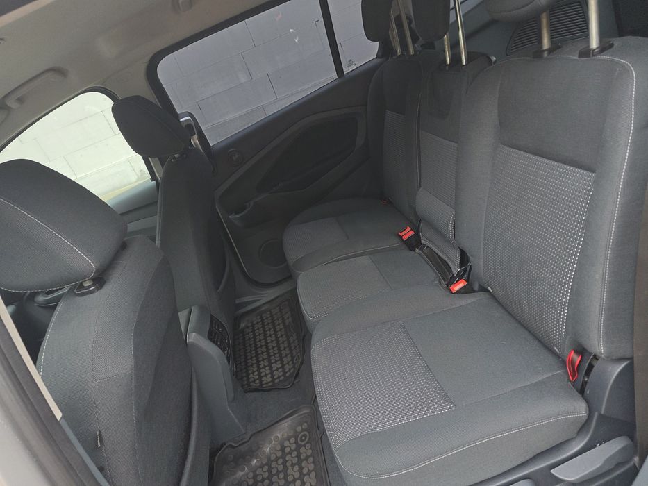 Ford Grand C-max 2010r ,7 osobowy,Bogate wyposażenie