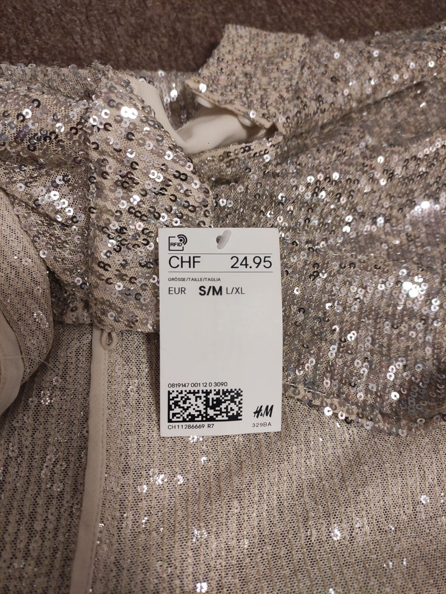 Святкова блуза у паєтки фірми H&M
