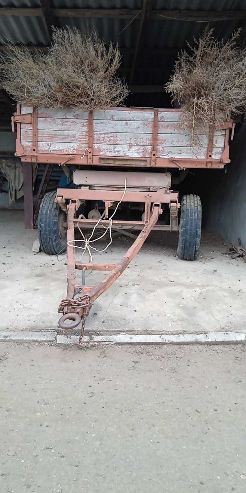 Продам причіп тракторний 2 ПТС 4