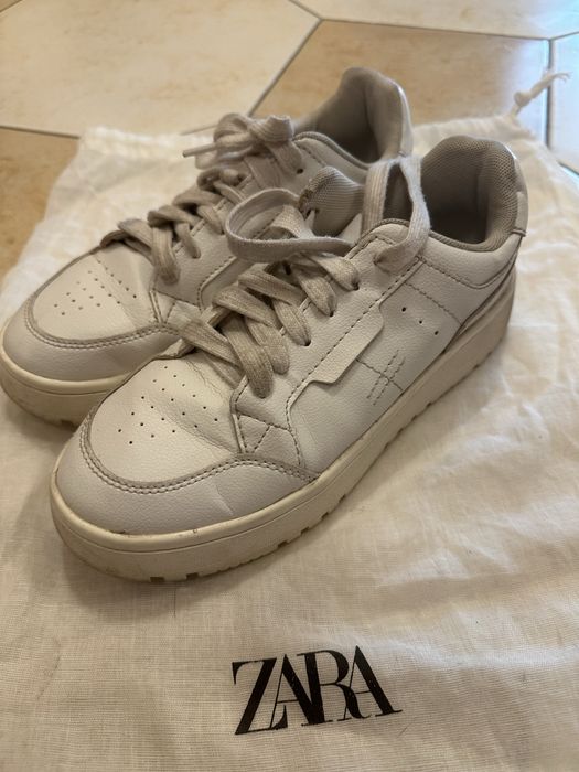 Продам кросівки ZARA 37