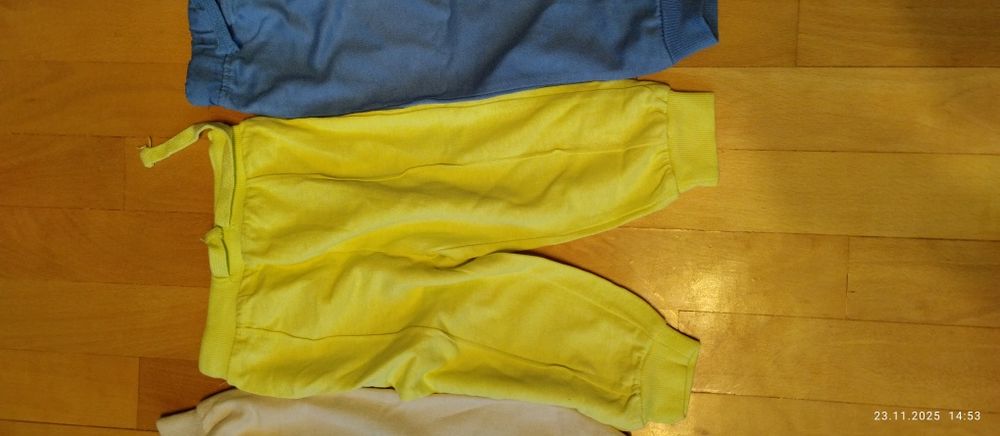 Nowe 4 pary spodni dresowych r. 80