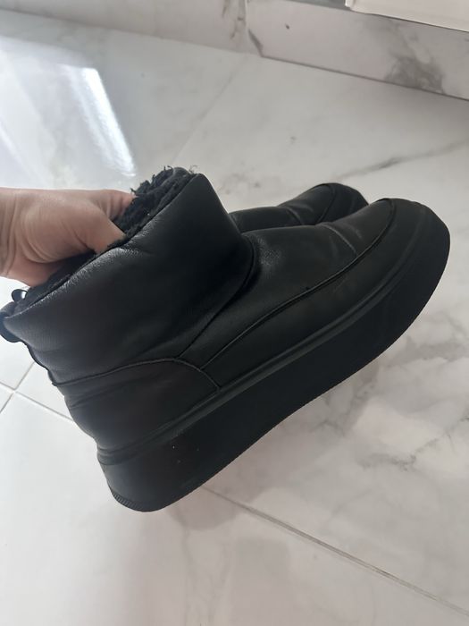 Шкіряні угги з натуральної шкіри та хутром