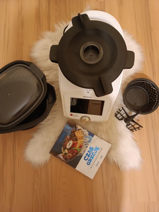 Lidlomix Silvercrest Monsieur Cuisine Connect SKNC 1200 D4 robot kuche