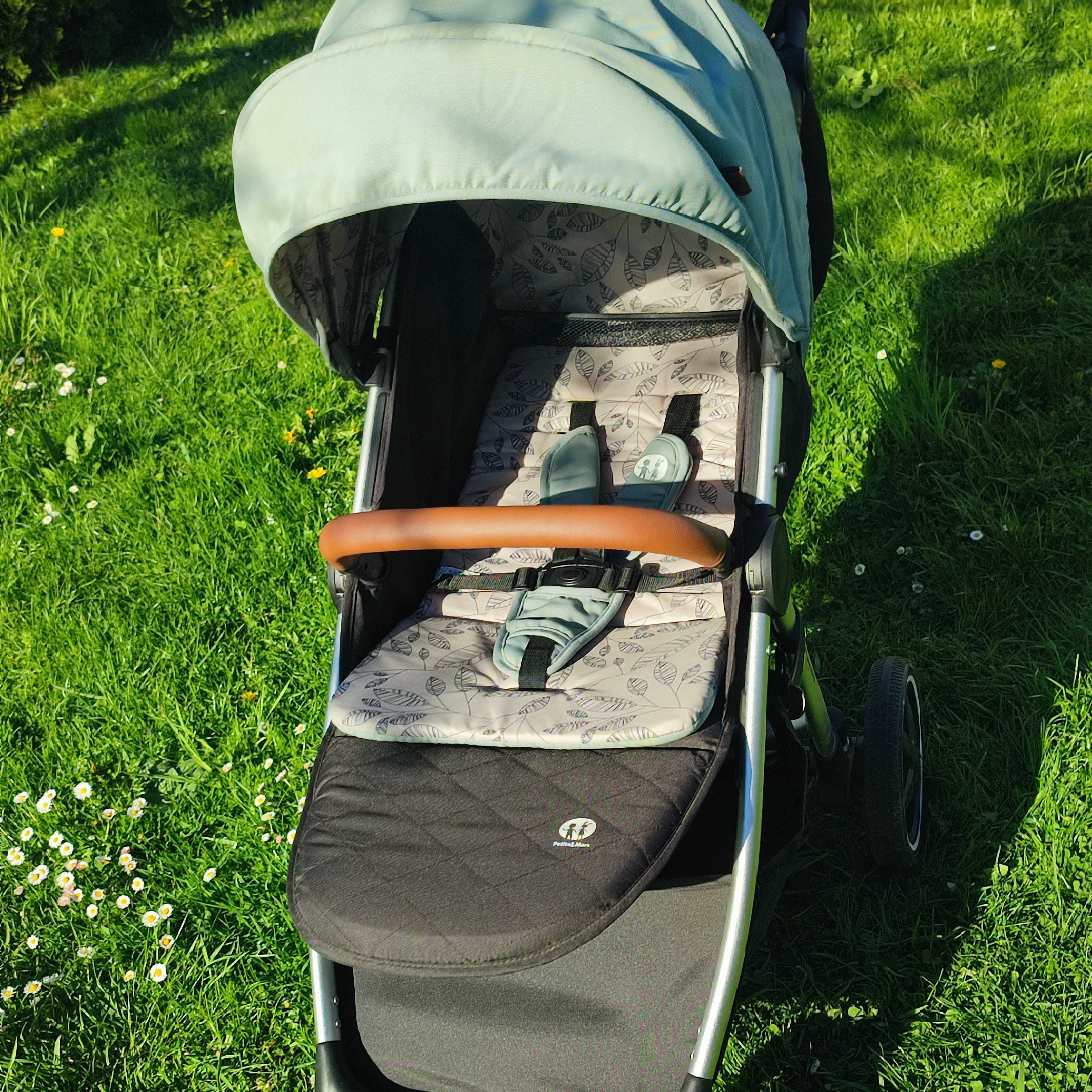 Wózek spacerowy Petite&Mars Royal