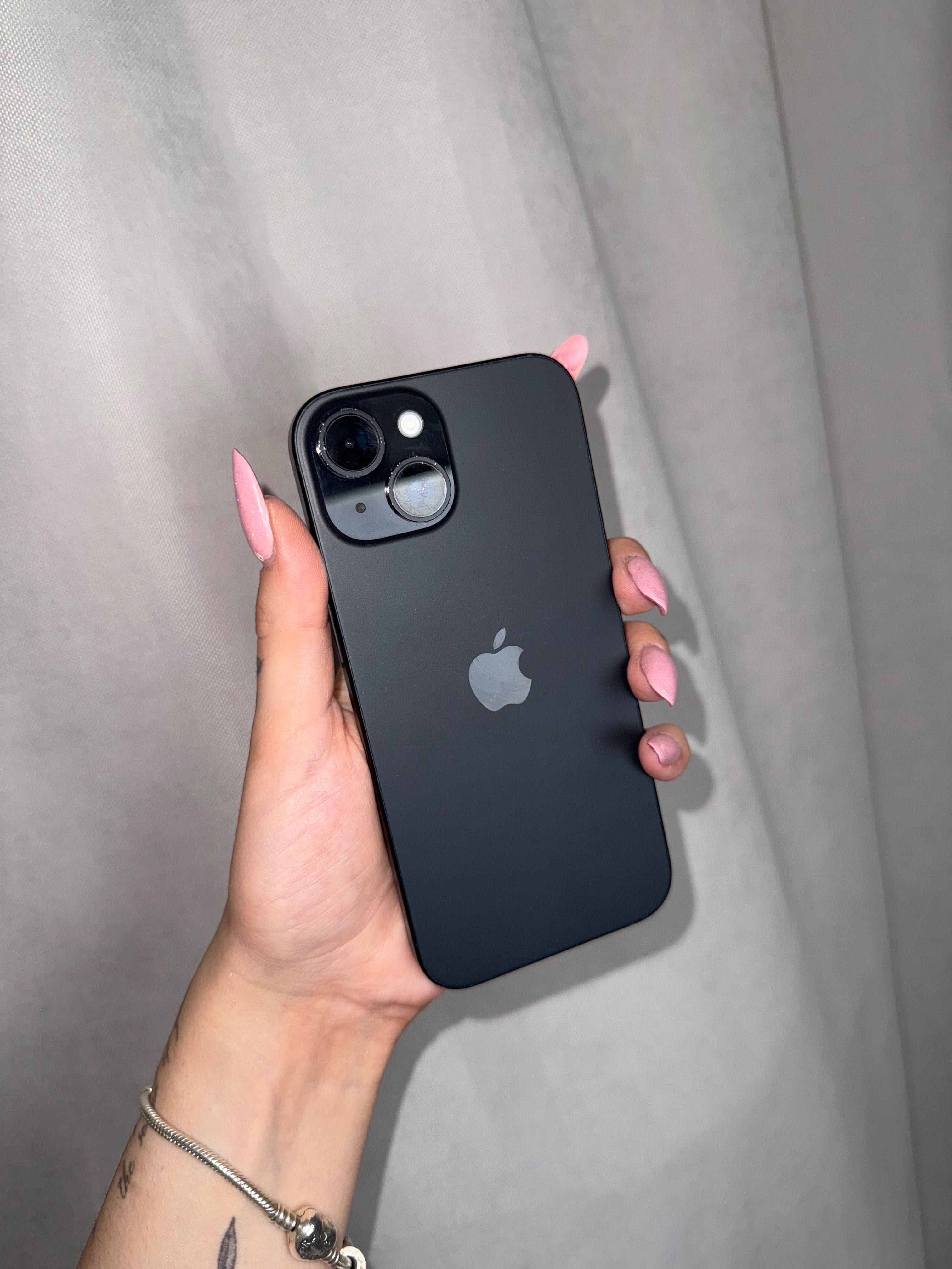 iPhone 15 128 gigabajtów