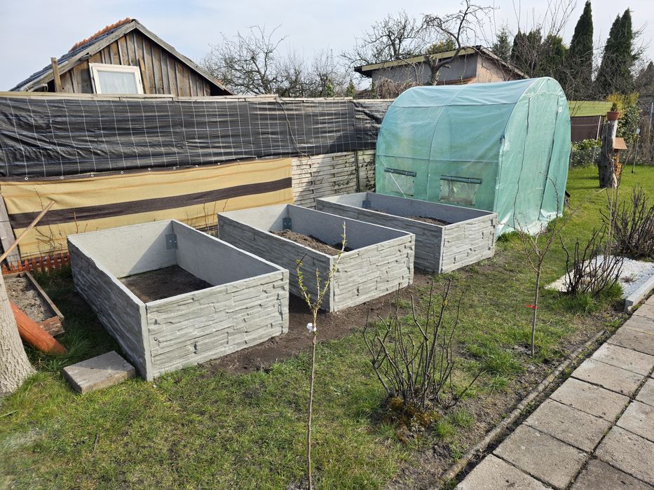Sprzedam warzywniaki z płyt betonowych