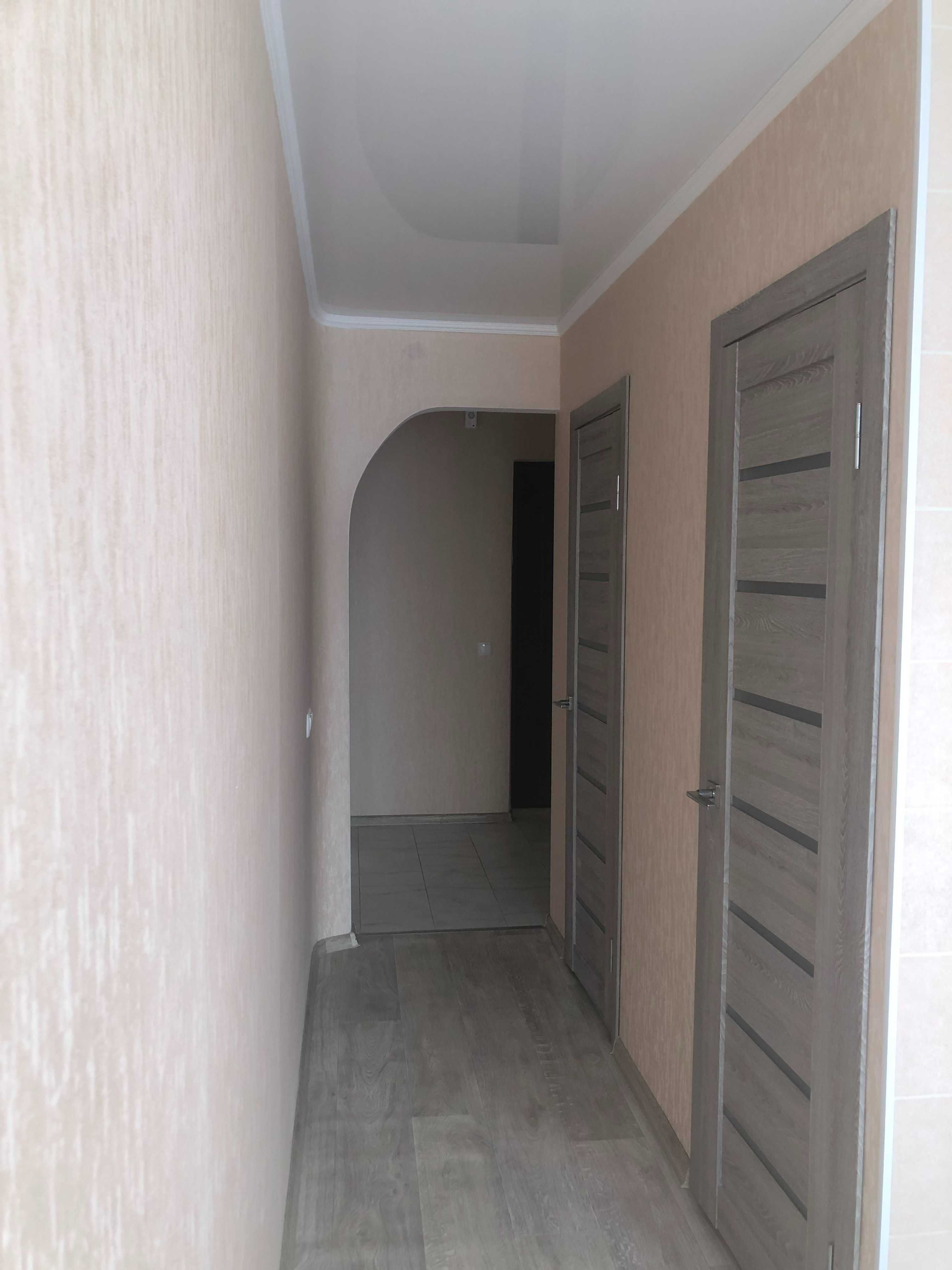 Продам 1- кімнатну квартиру 6/9  з ремонтом 35,8 кв.  Раківка