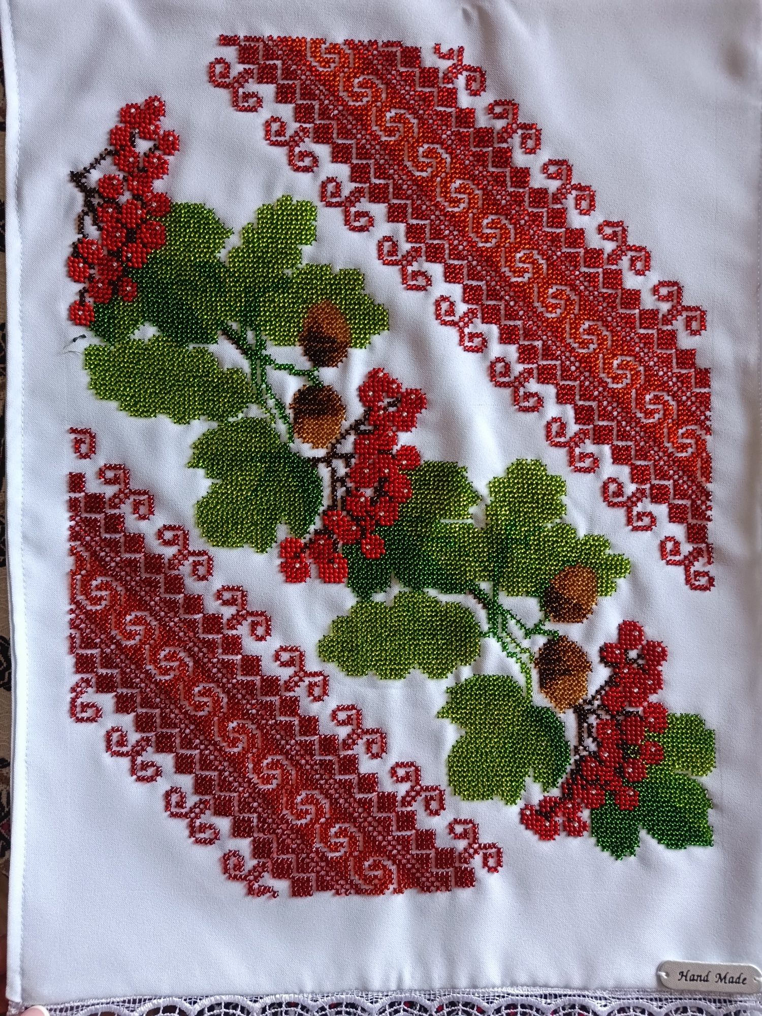 Весільний рушник вишитий бісером