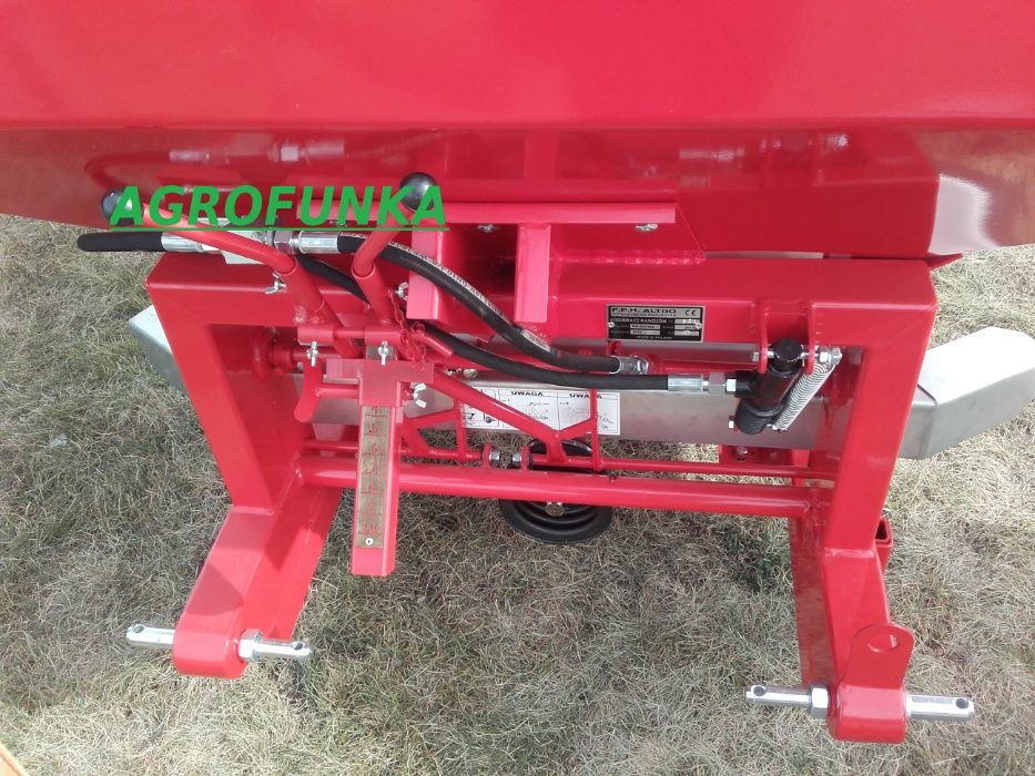 Rozsiewacz Nawozu 600/800/1200 L Altro Dostawa do Klienta