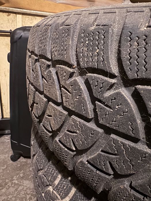 Opony zimowe 185/65R 15