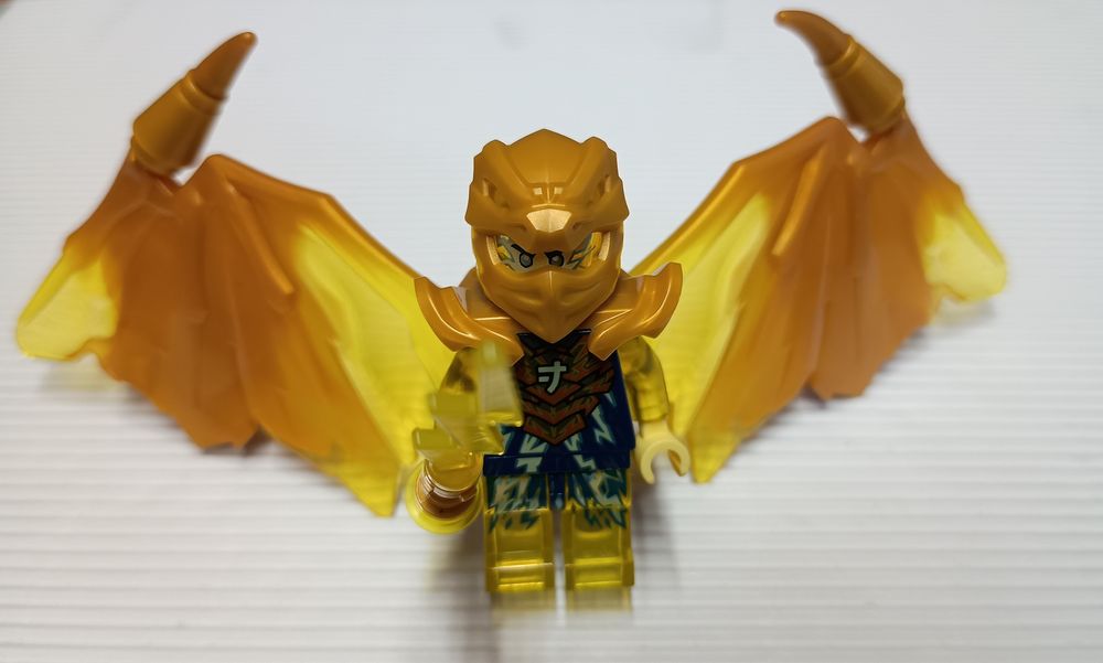 LEGO Ninjago-Złoty Smok Jay