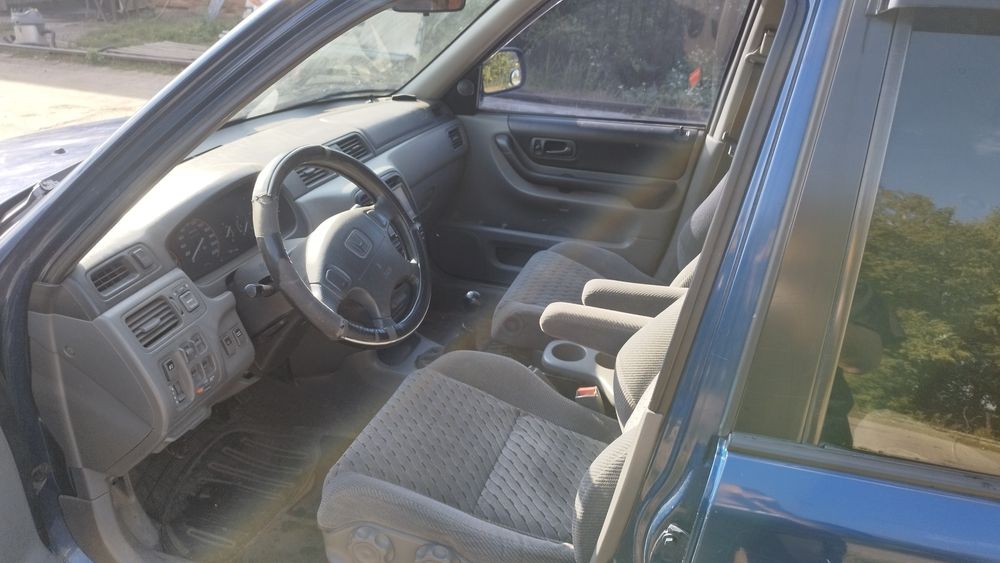 Продам авто HONDA CR-V