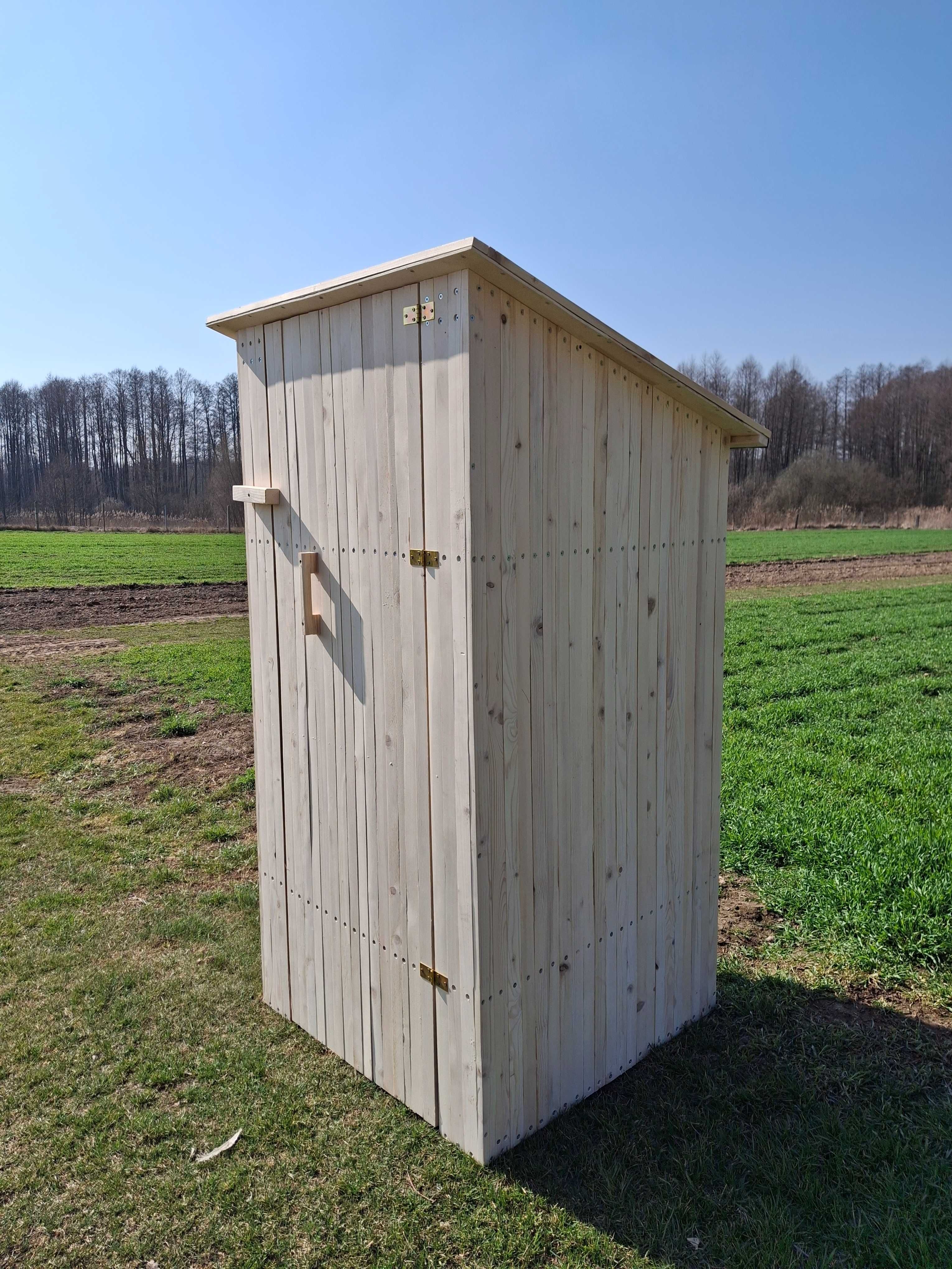 Wc na działkę, toaleta drewniana