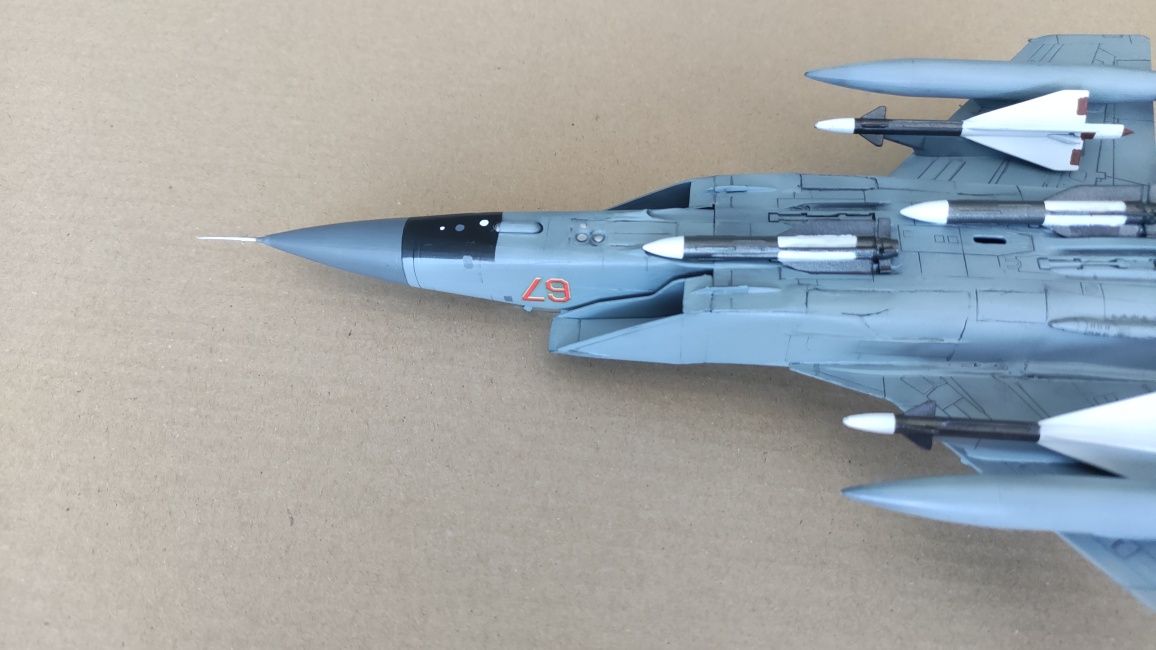 Сборная модель самолета 1:72 Mig-31B Миг-31Б