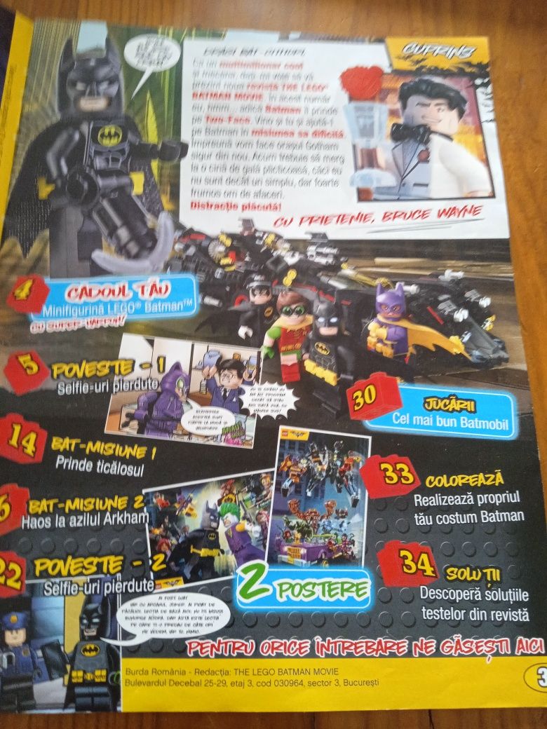 Revistas LEGO e brinquedos diversos