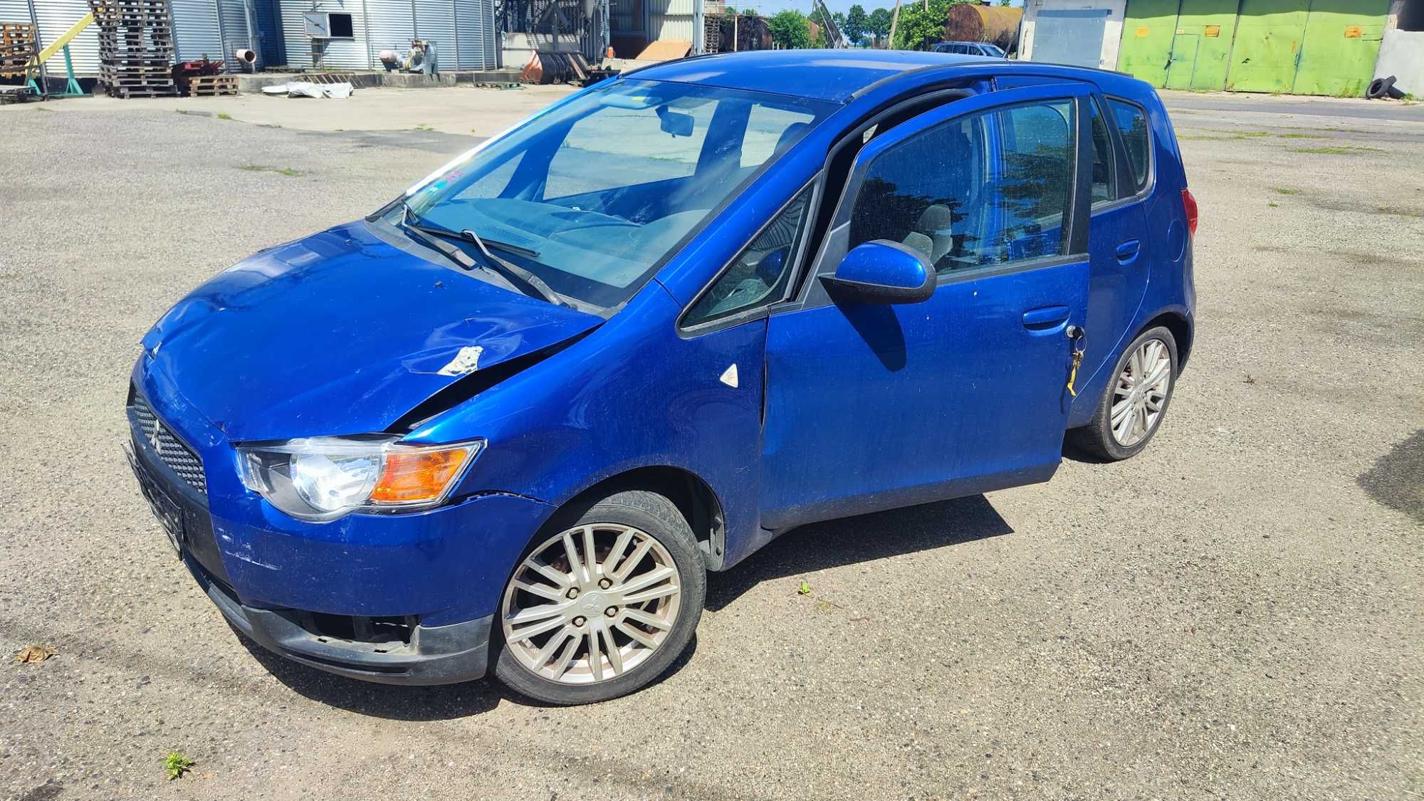 mitsubishi colt 1.3 95 KM -auto po stłuczce