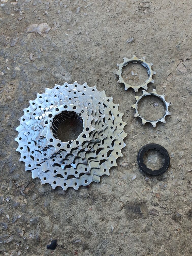 Kaseta Sram PG 850 8sp 11-32 stan bdb retro