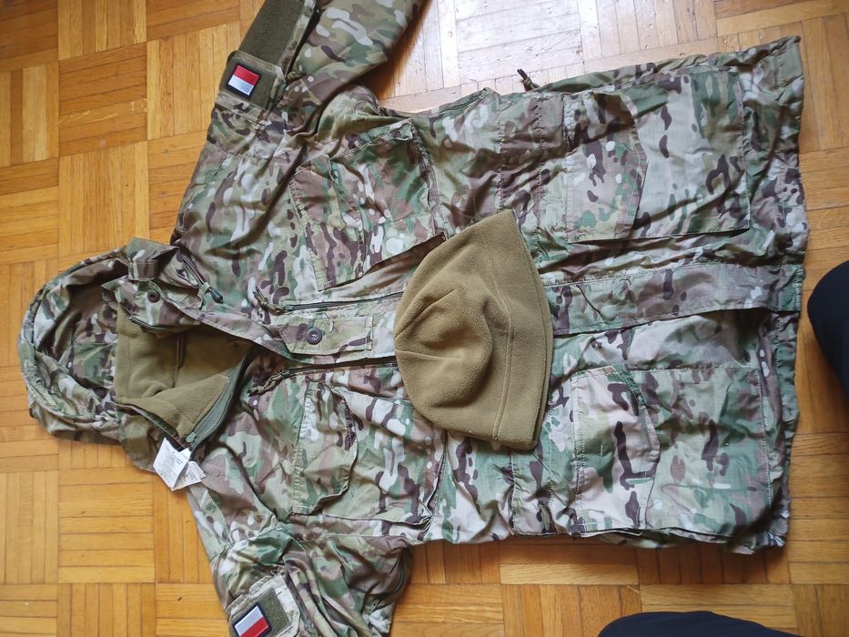 Kurtka ćwiczebna z ocieplaczem