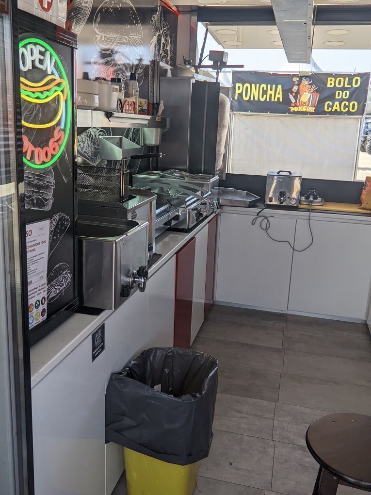 Roulote Bar marca toniauto completamente nova