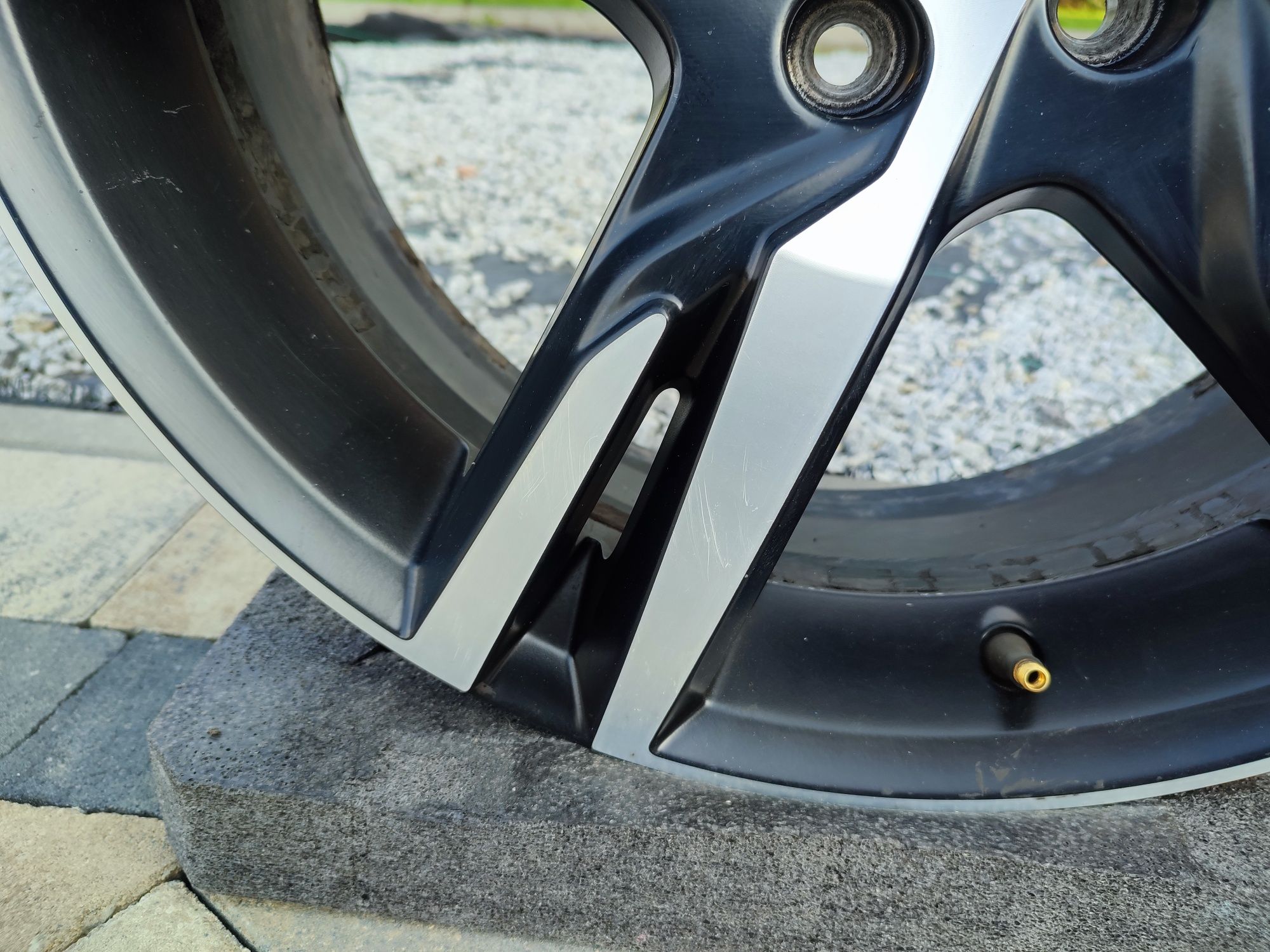 Felga pojedynka 1szt Volvo XC60 XC90 19cali 7.5J Et50.5 5x108 b.ladna