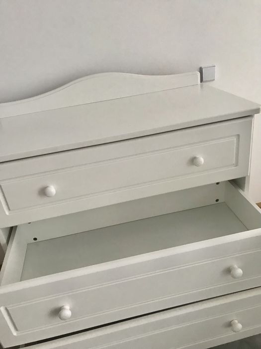 Comoda branca lacada Marca Trama