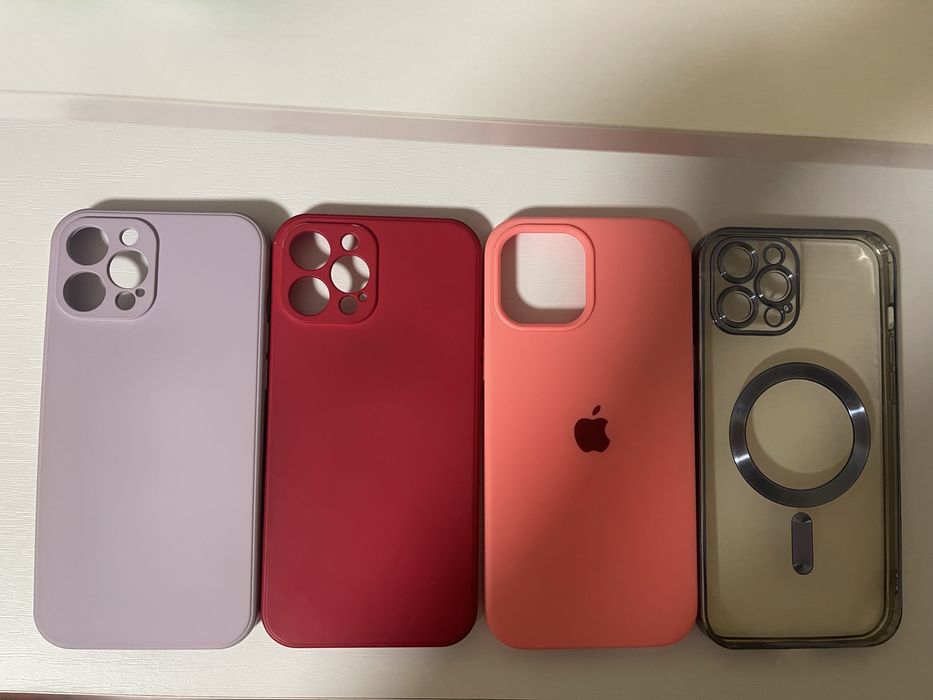 Чохли на 12 про макс