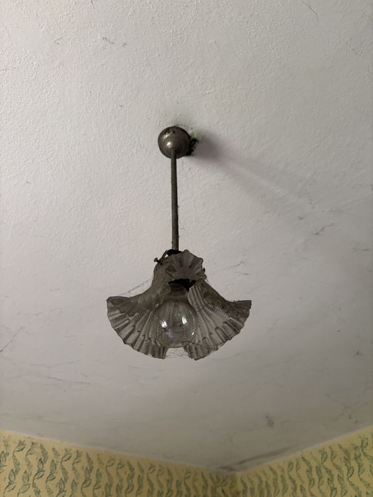 Stara przedwojena lampa . Żyrandol