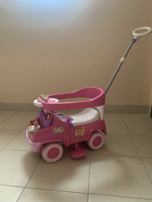 Дитяча машинка каталка-толокар