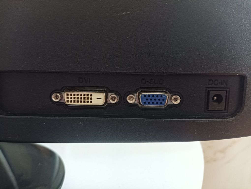 Monitor Philips 21.5 cala