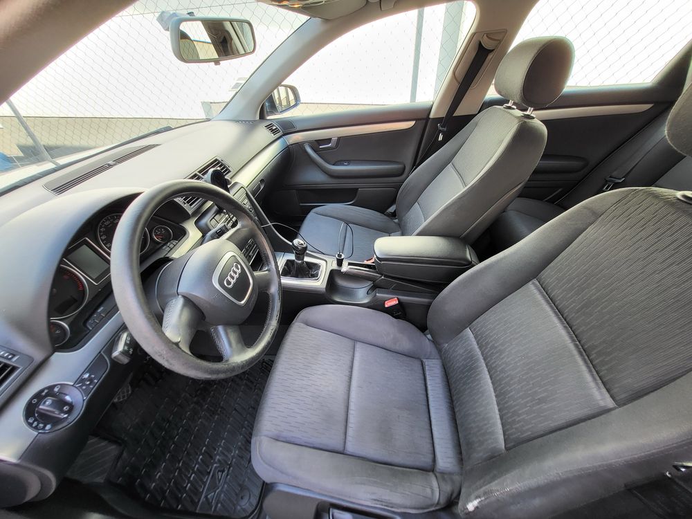 Audi A4 2.0 140cv