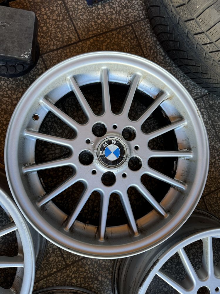 Felgi 7,0x16 ET34 BMW 3 E90 E91 E46 oryginał styling 32