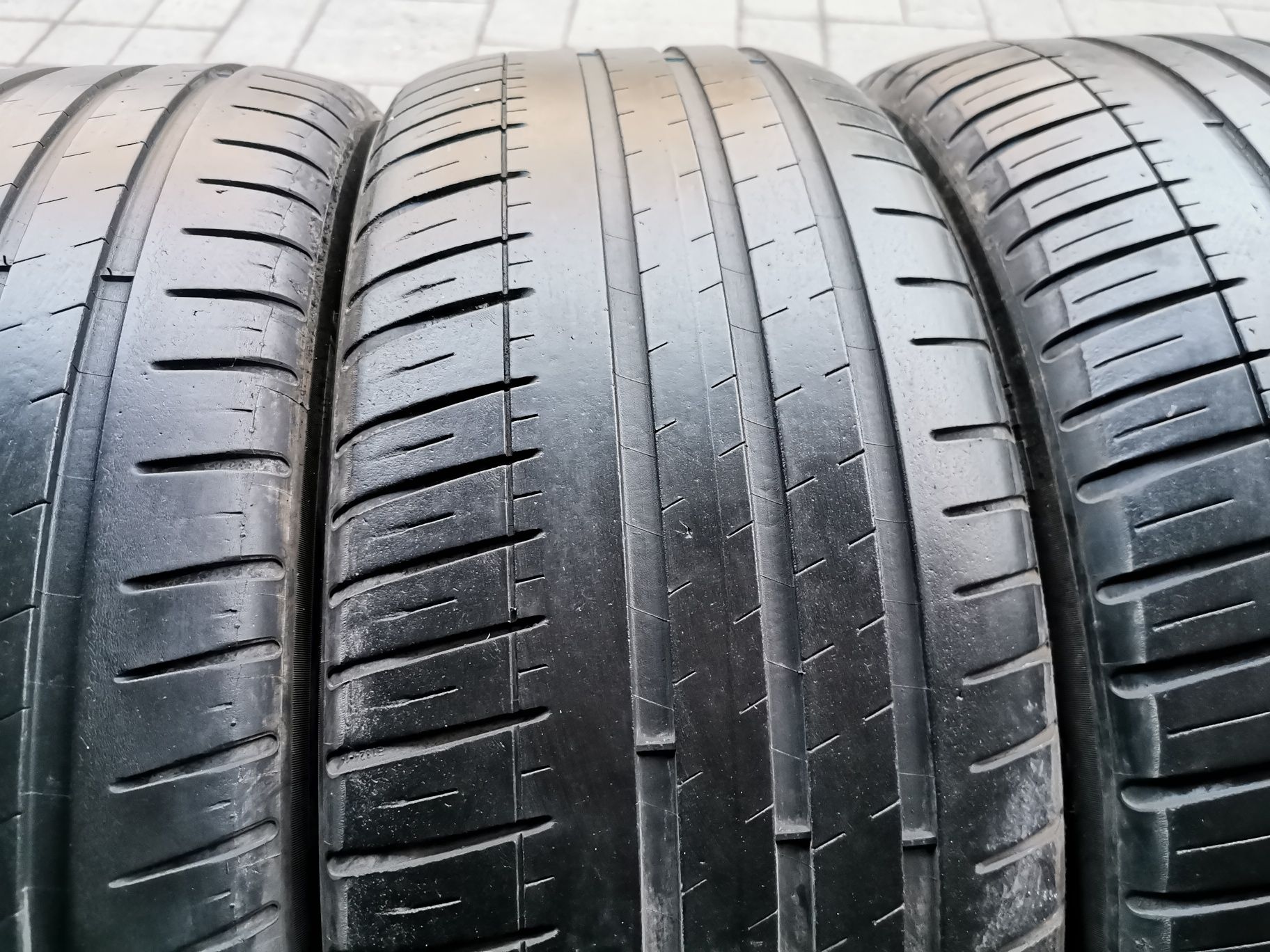 Летняя резина 235/45 R19 Michelin pilot sport