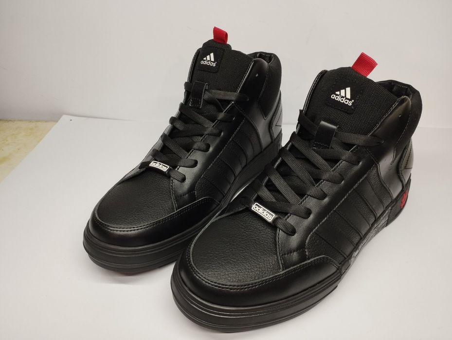 Зимові черевики ботинки 42р 28,5см шкіра кросівки хайтопи кроссовки