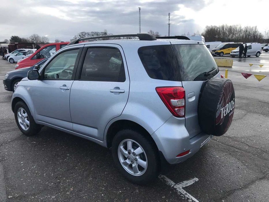 Автомобіль Daihatsu