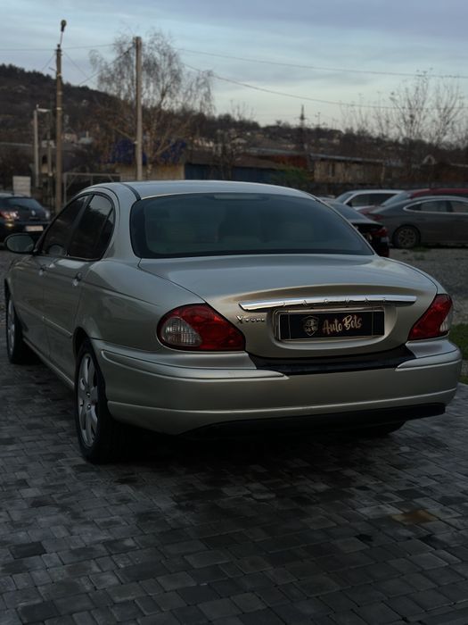 Jaguar x type,  2.1  автомат