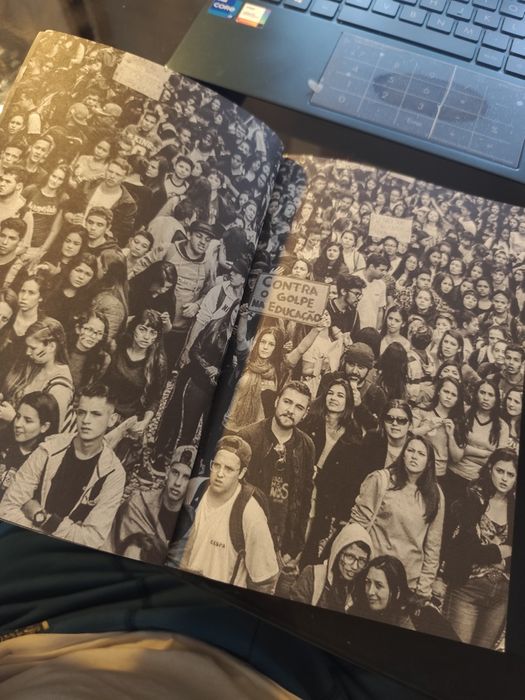 Educação contra a barbárie