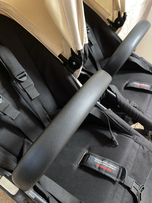 Коляска для двійні bugaboo twin