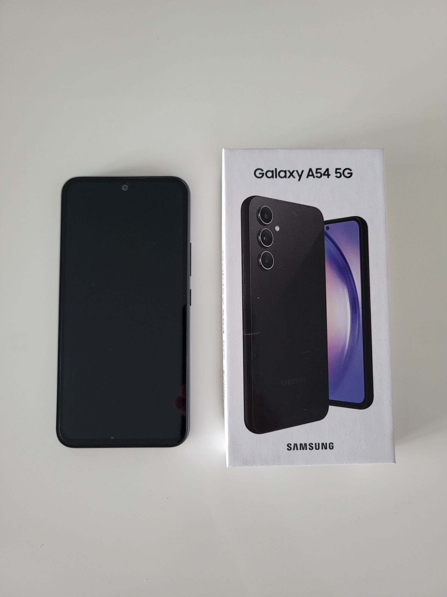 Smartfon *Samsung A545G