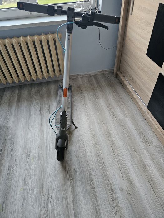 Motus scooty 10 2023 Przebieg 180km.