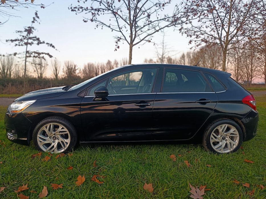 Citroen C4 1.6HDI (poucos km) (RESERVADO)