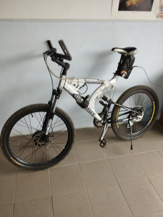 Велосипед електроАзимут на амартизаторах