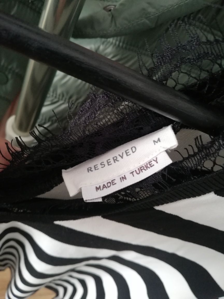 Bluzka Reserved.