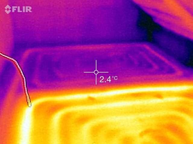 Badanie domu termowizja, Ubytki ciepła, usz. rury, przewody termowizja