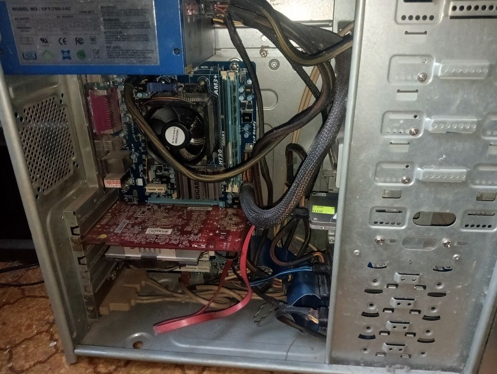 Комп'ютер 4 ядра ссд 128 видюха 2гб ram 8