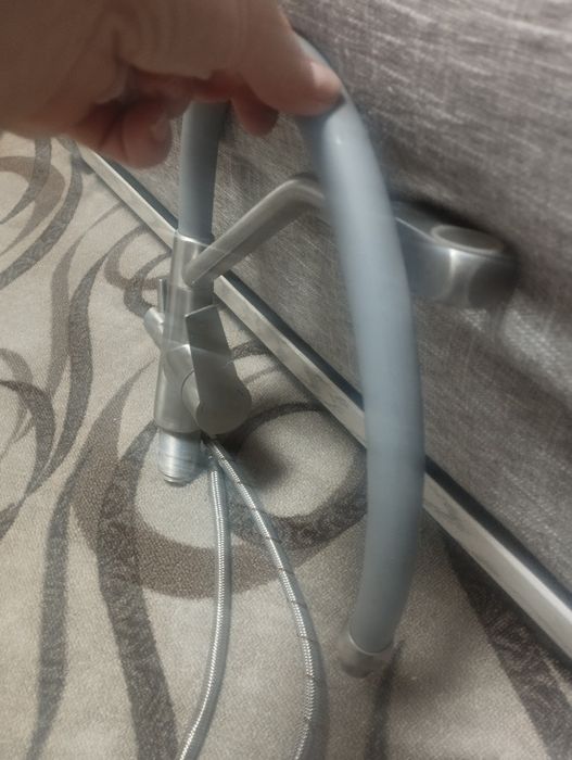 Змішувач , кран, на кухню Kroner.