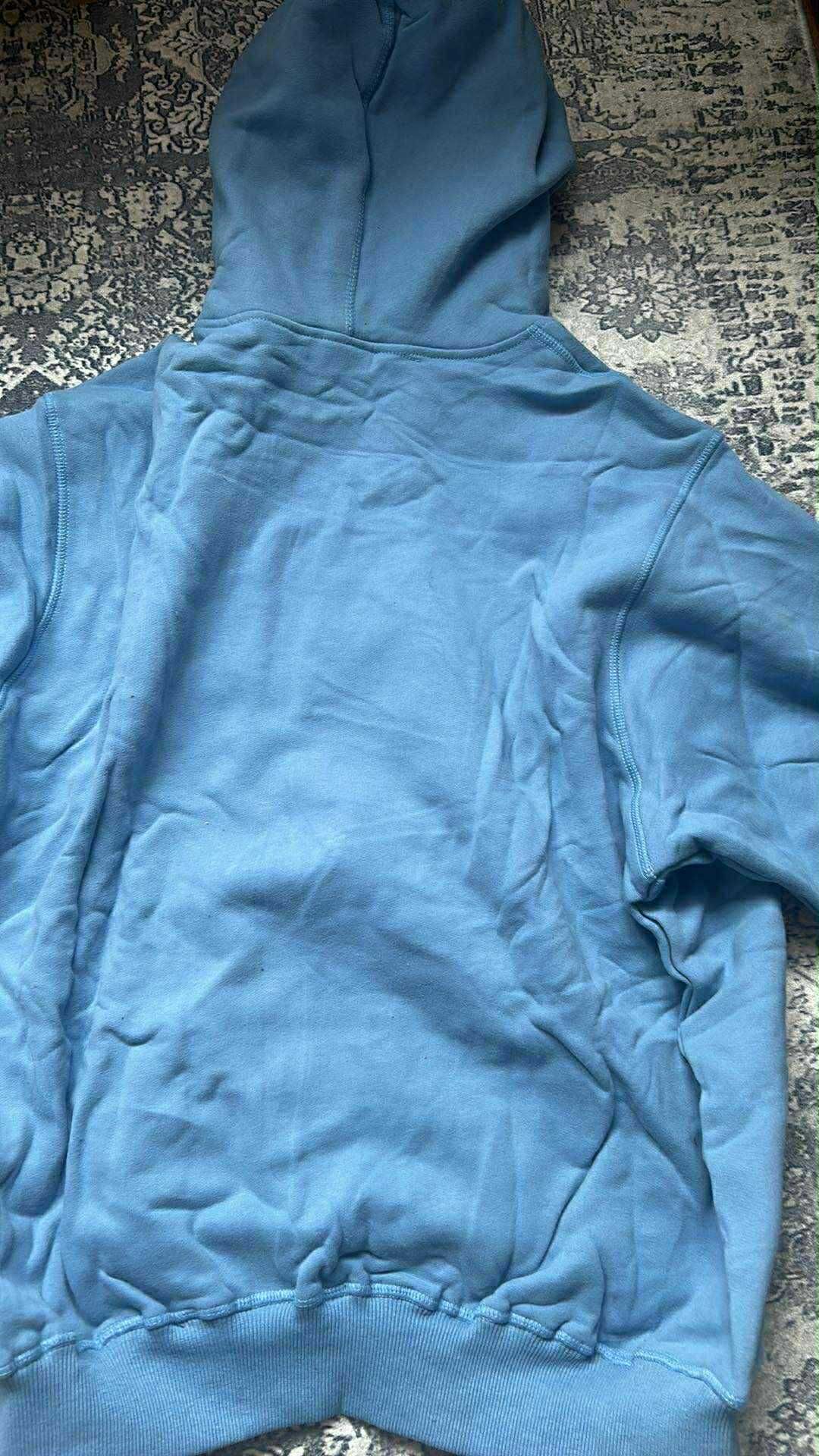 Niebieska bluza corteiz