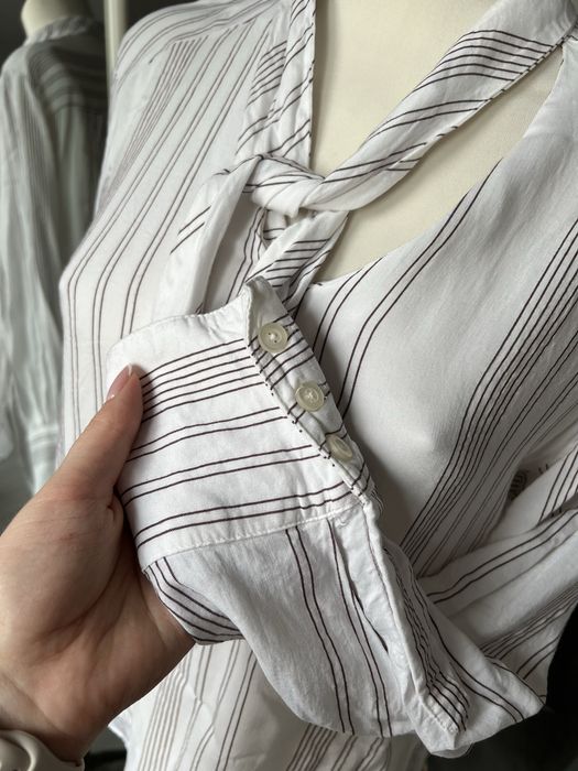 Biała koszula w paski z wiązaniem przy szyi, Reserved, rozmiar 38