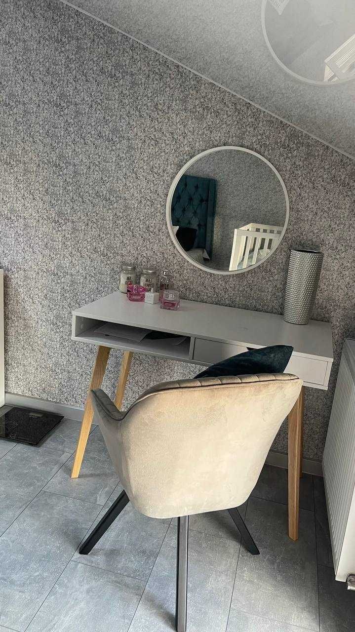 Продаж 3-кімнатної квартири в центрі (вул. Бельведерська)